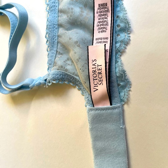 Victoria’s Secret wired bra. - Picture 3 of 3